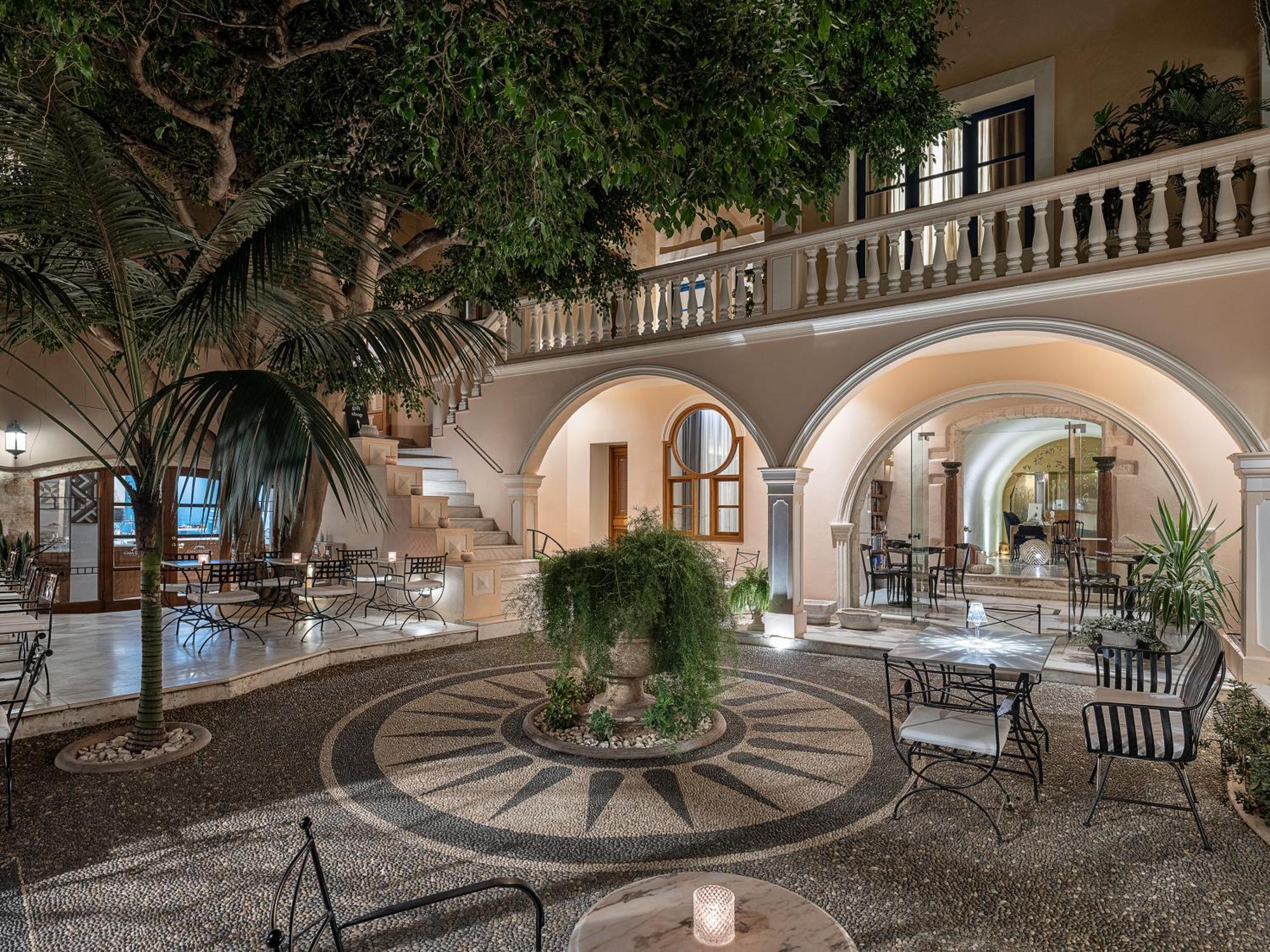 Casa Delfino Hotel & Spa Chrissi Akti Chania Exterior foto